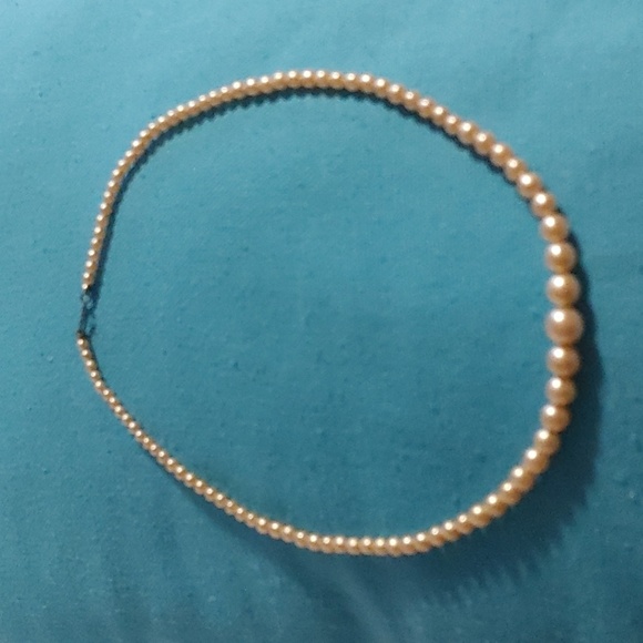 Faux Pearl Necklace - Picture 1 of 5